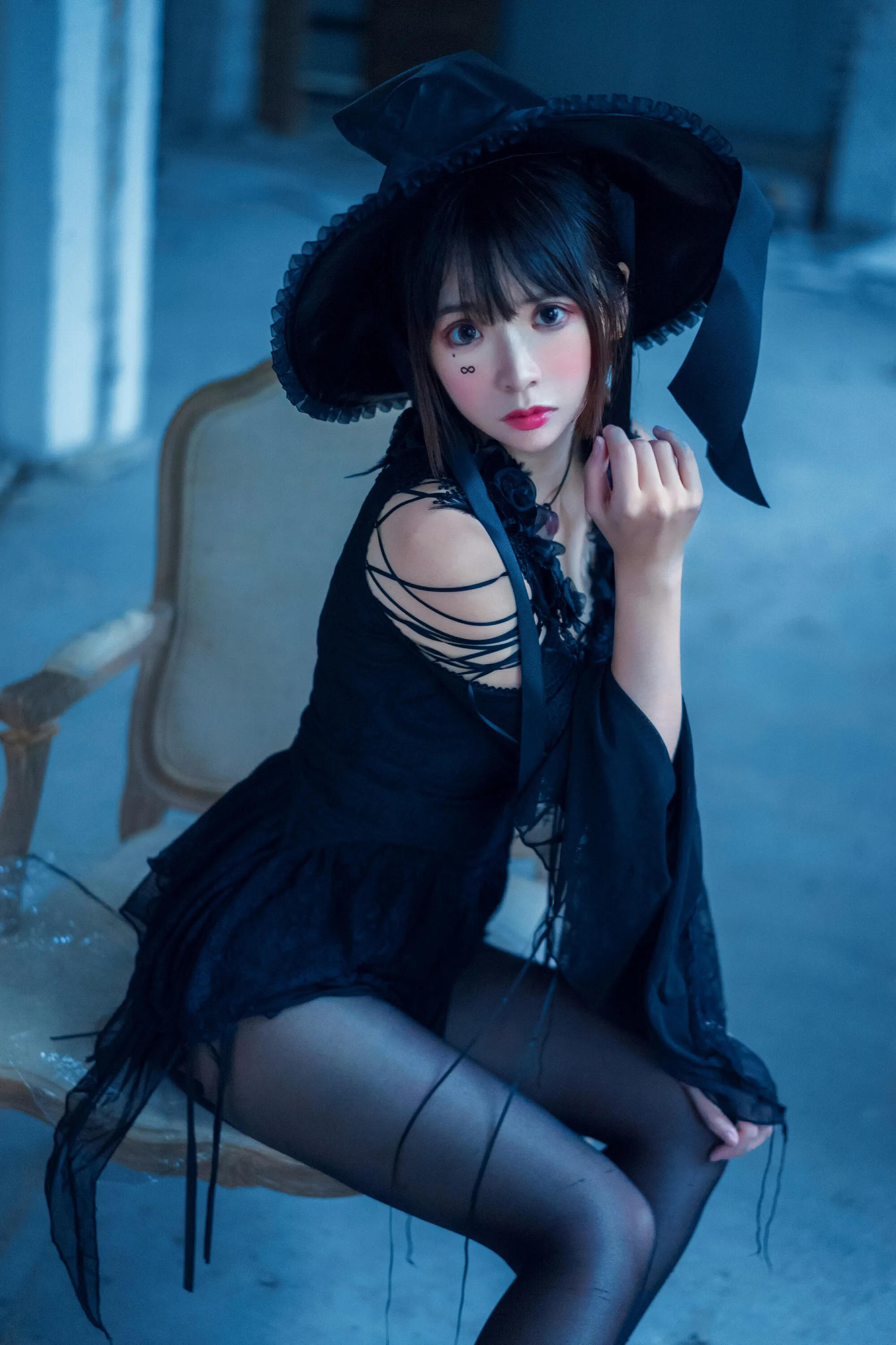 [2022-05-07] COS 疯猫ss  NO.034  魔女 [27P]